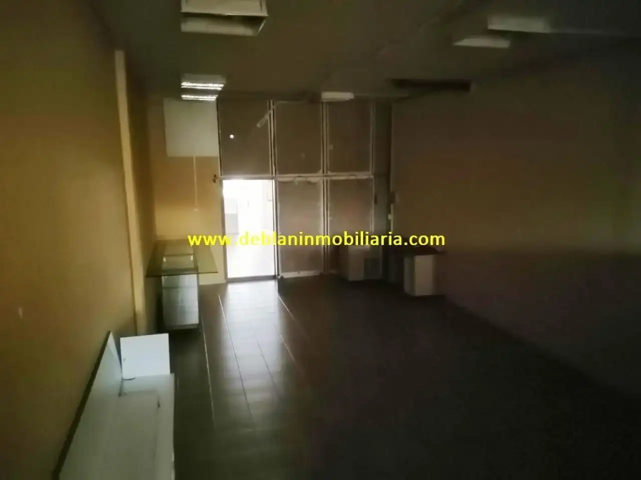Locale commerciale in affitto a Avenida da Concordia, imagen 6