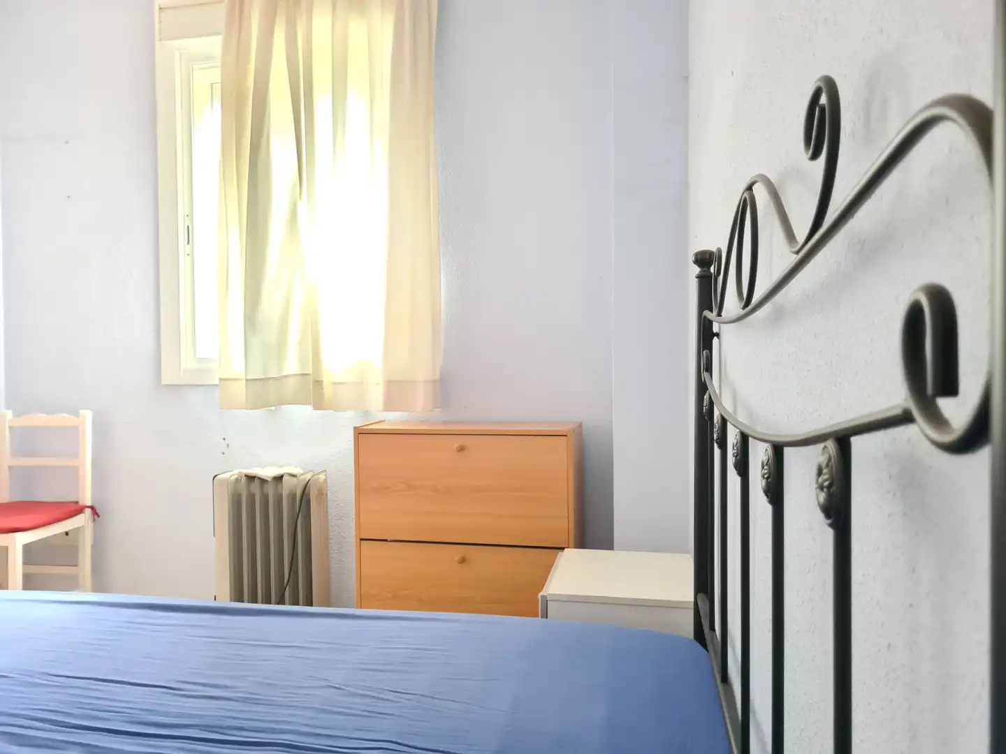 Bedroom of Flat for sale in Sevilla  with Air Conditioner and Storage room