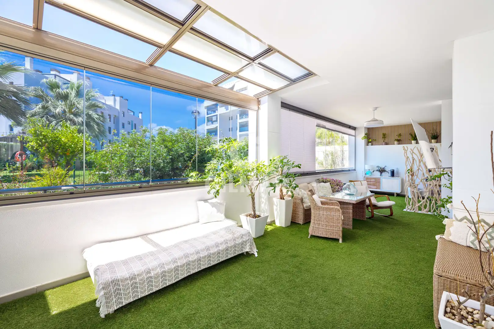 Terraza de Piso en venta en Torremolinos con Calefacción, Jardín privado y Trastero