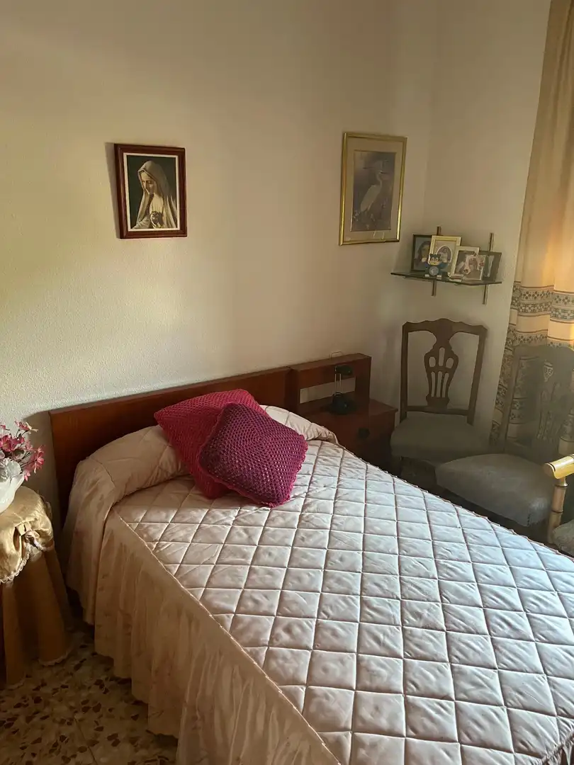 Habitación de Casa o chalet en venta en Toledo con Jardín privado, Trastero y Amueblado
