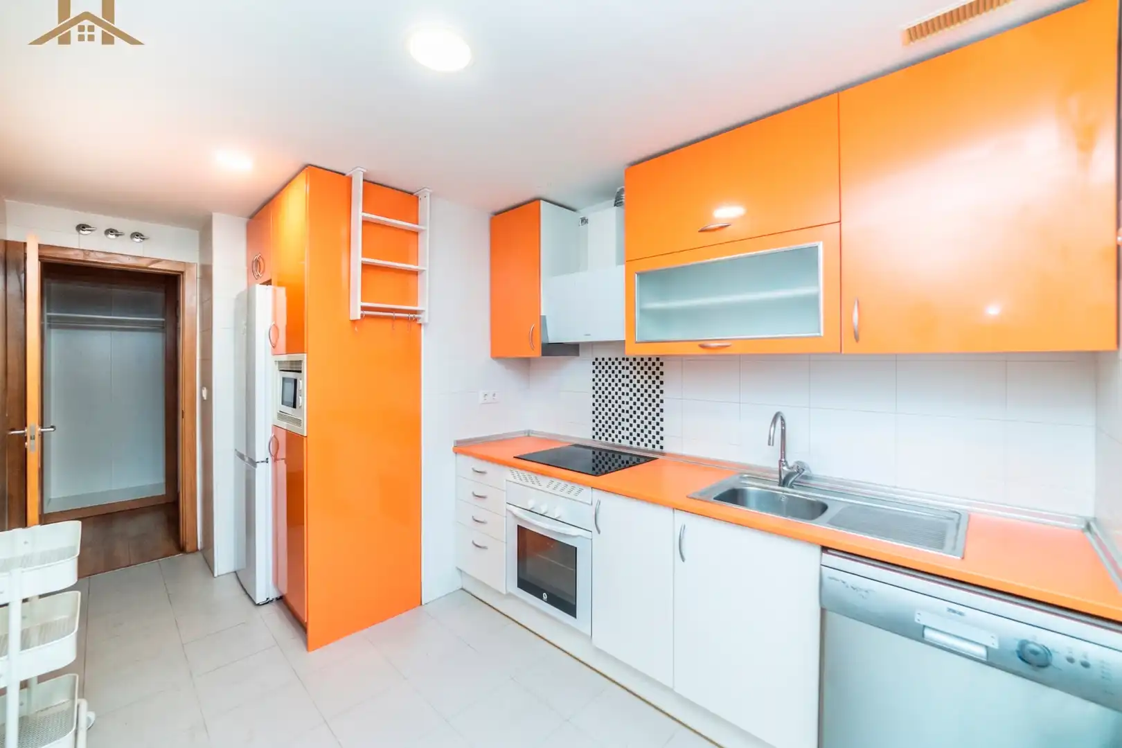 Kitchen of Ground floor for sale in Navalcarnero  with Heating, Private garden and Parquet flooring