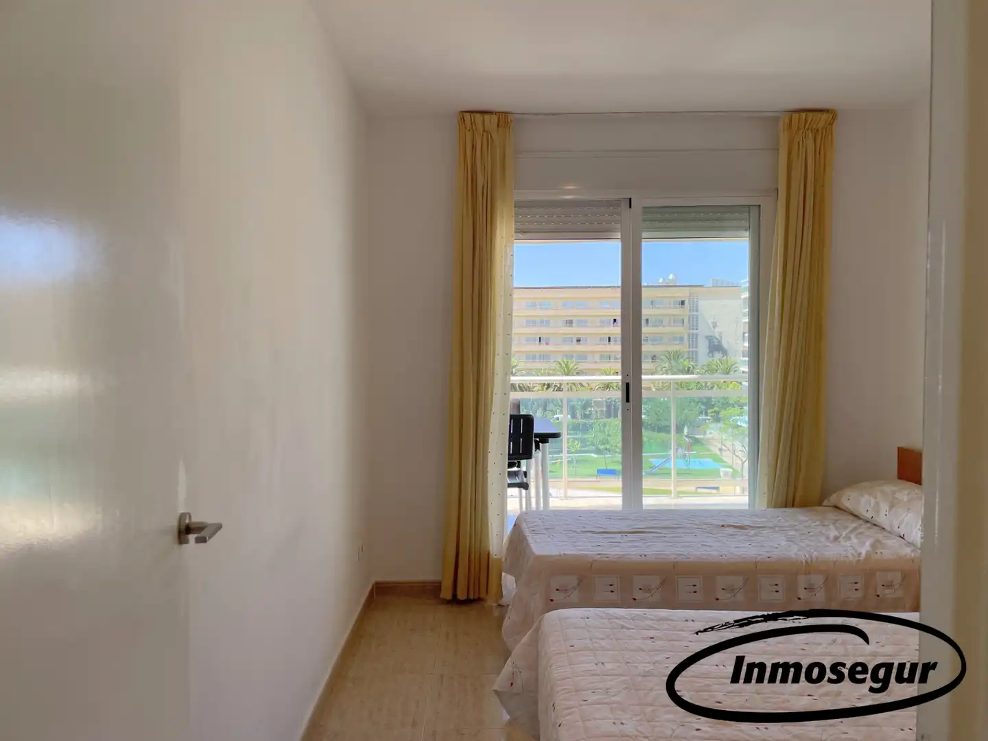 Habitación de Piso en venta en Salou con Calefacción, Terraza y Amueblado