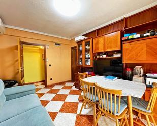Living room of Flat for sale in  Madrid Capital  with Air Conditioner, Heating and Terrace