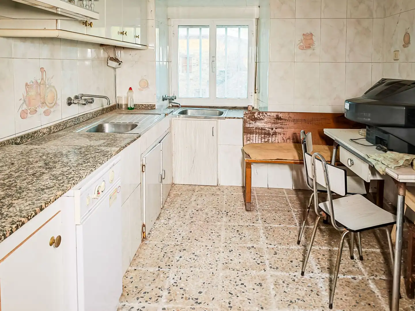 Cuina de Casa o xalet en venda en Ponferrada amb Calefacció