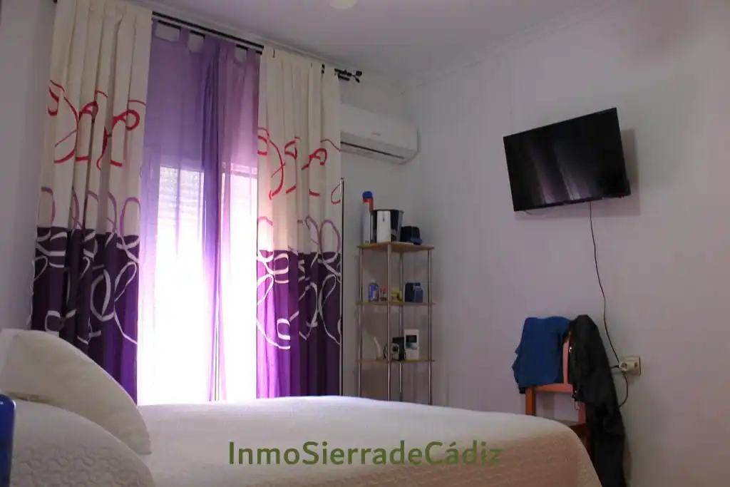 Dormitori de Casa o xalet en venda en Algodonales amb Aire condicionat, Calefacció i Terrassa