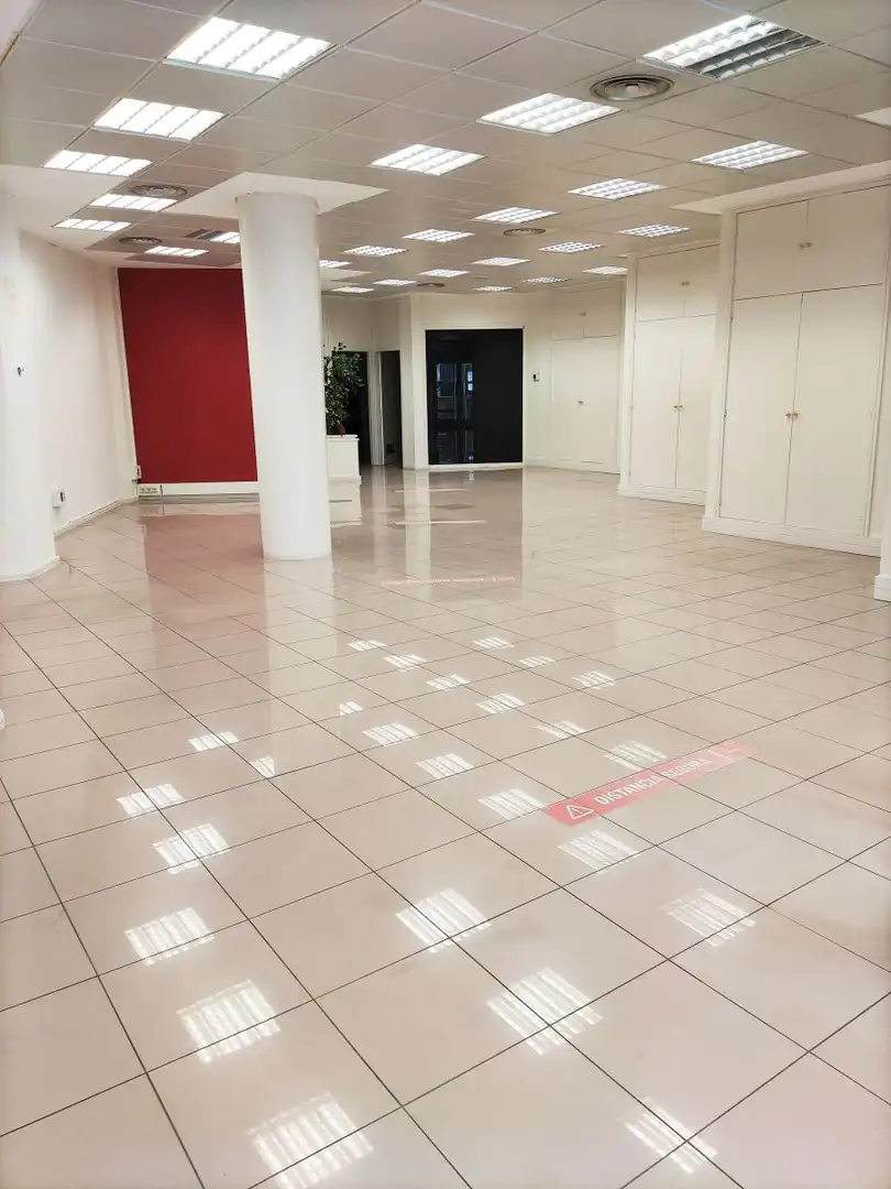 Local comercial en alquiler en MODESTO LAFUENTE 12, imagen 5