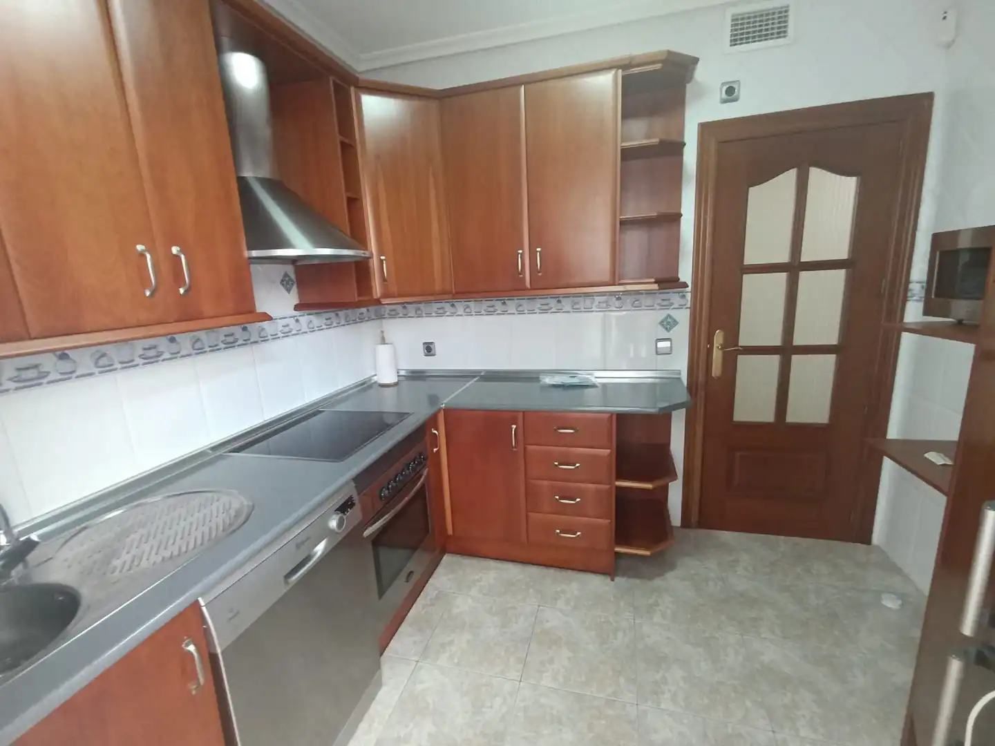 Kitchen of Flat for rent in Linares  with Air Conditioner, Heating and Storage room