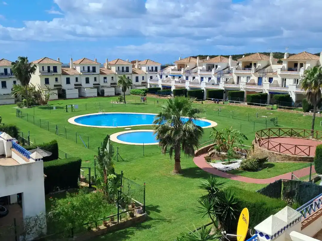 Jardí de Casa adosada en venda en Ayamonte amb Aire condicionat, Piscina i Balcó