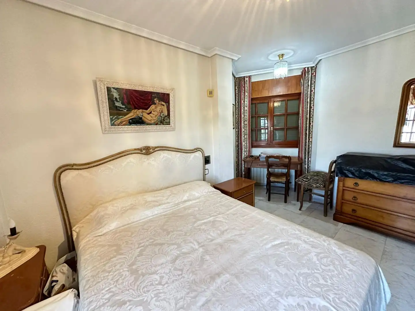 Dormitori de Casa o xalet en venda en Alicante / Alacant amb Jardí privat, Terrassa i Traster
