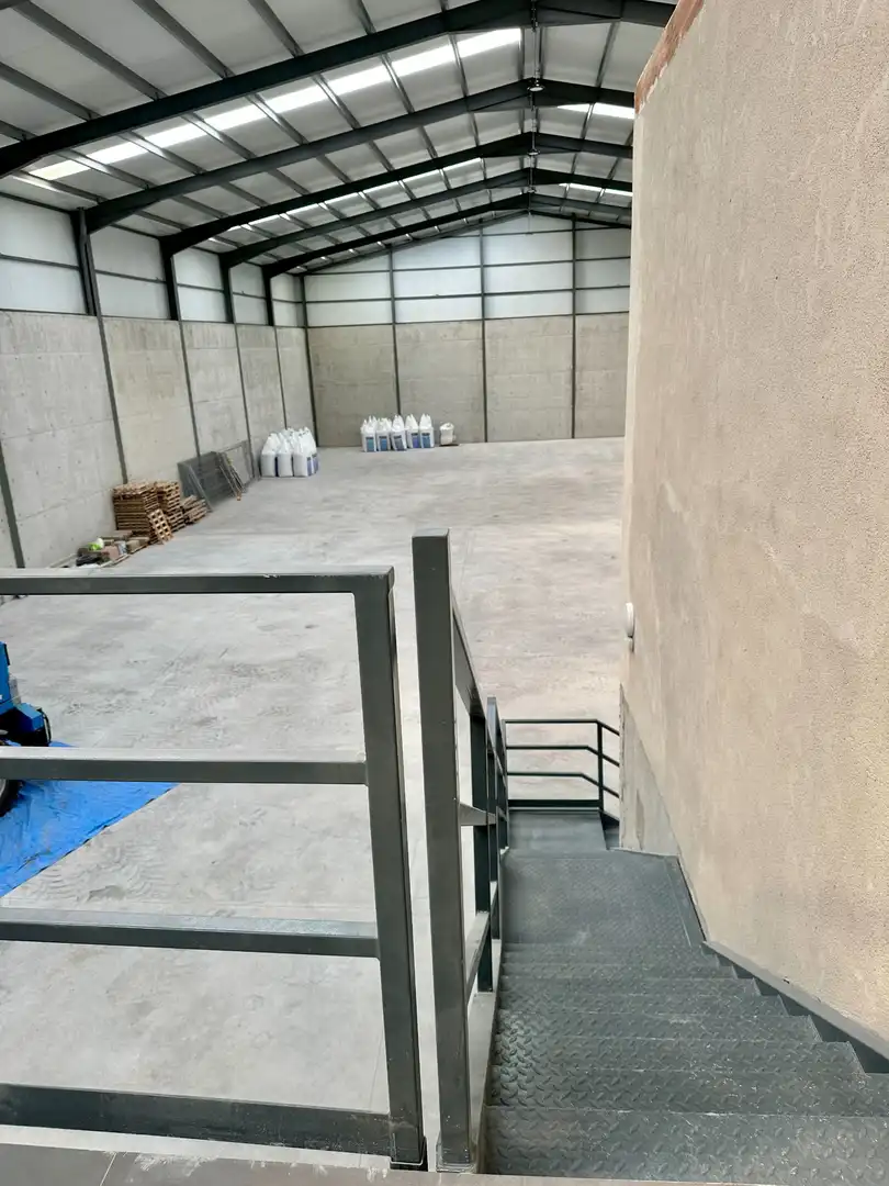 Nave industrial de alquiler en Marina de Cudeyo