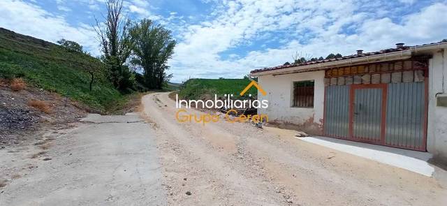 Nave industrial en Venta en Tormantos