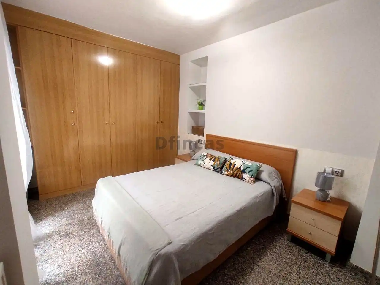 Habitación de Apartamento de alquiler en Teruel con Calefacción, Terraza y Trastero