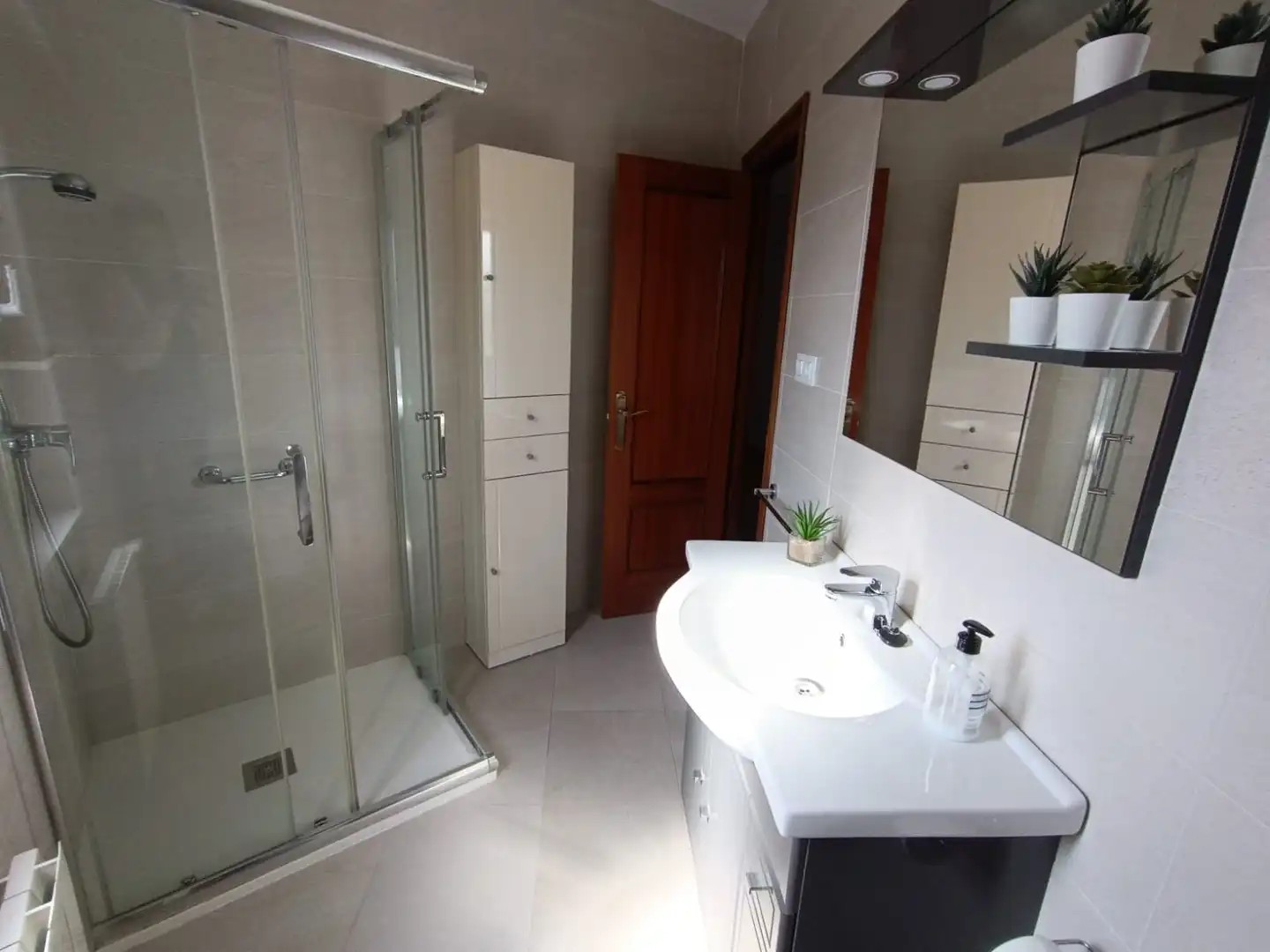 Bathroom of Flat for sale in Torrelavega   with Heating, Storage room and Balcony
