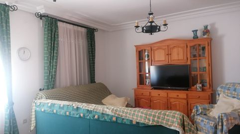 Foto 3 de Casa adosada en venta en Yeste, Albacete