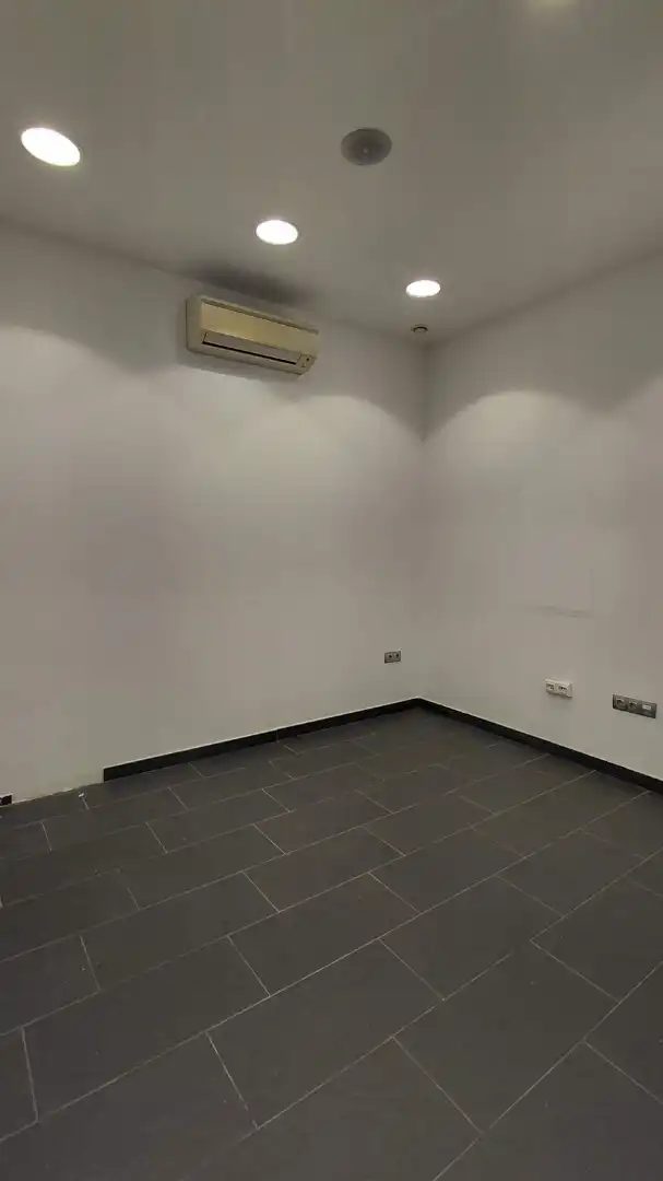 Gewerbefläche zur Miete in Carrer Sant Cristòfor, imagen 6