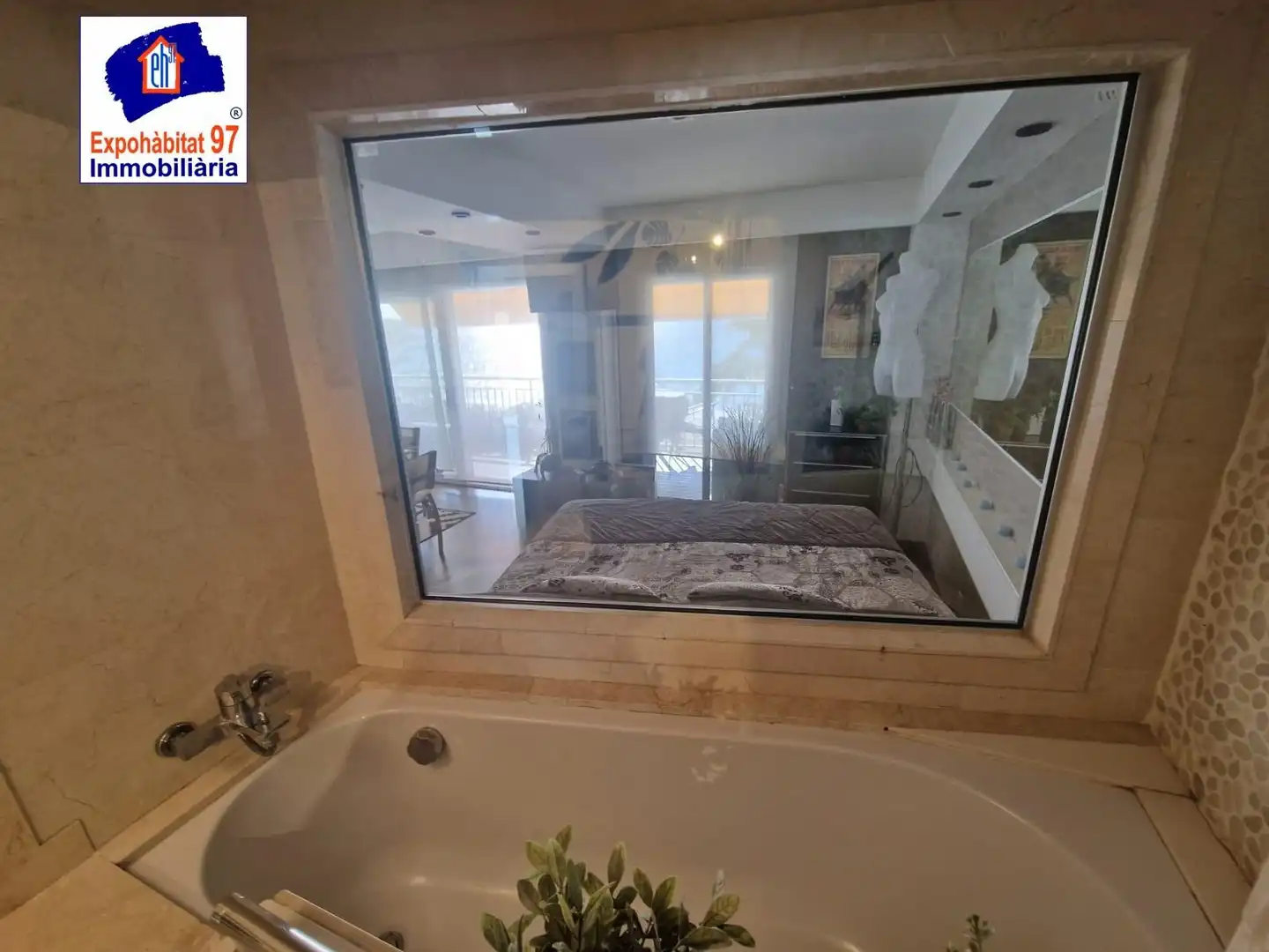 Apartamento con ascensor en venta en Passeig MIRAMAR 91, imagen 11