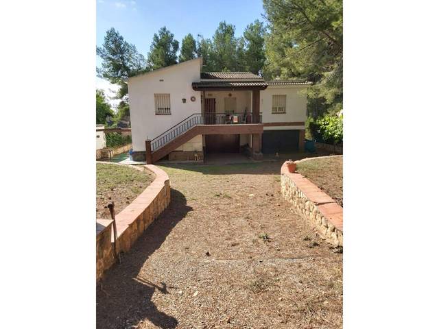 Casa-chalet en Venta en Calle Sabadell en Cabra del Camp