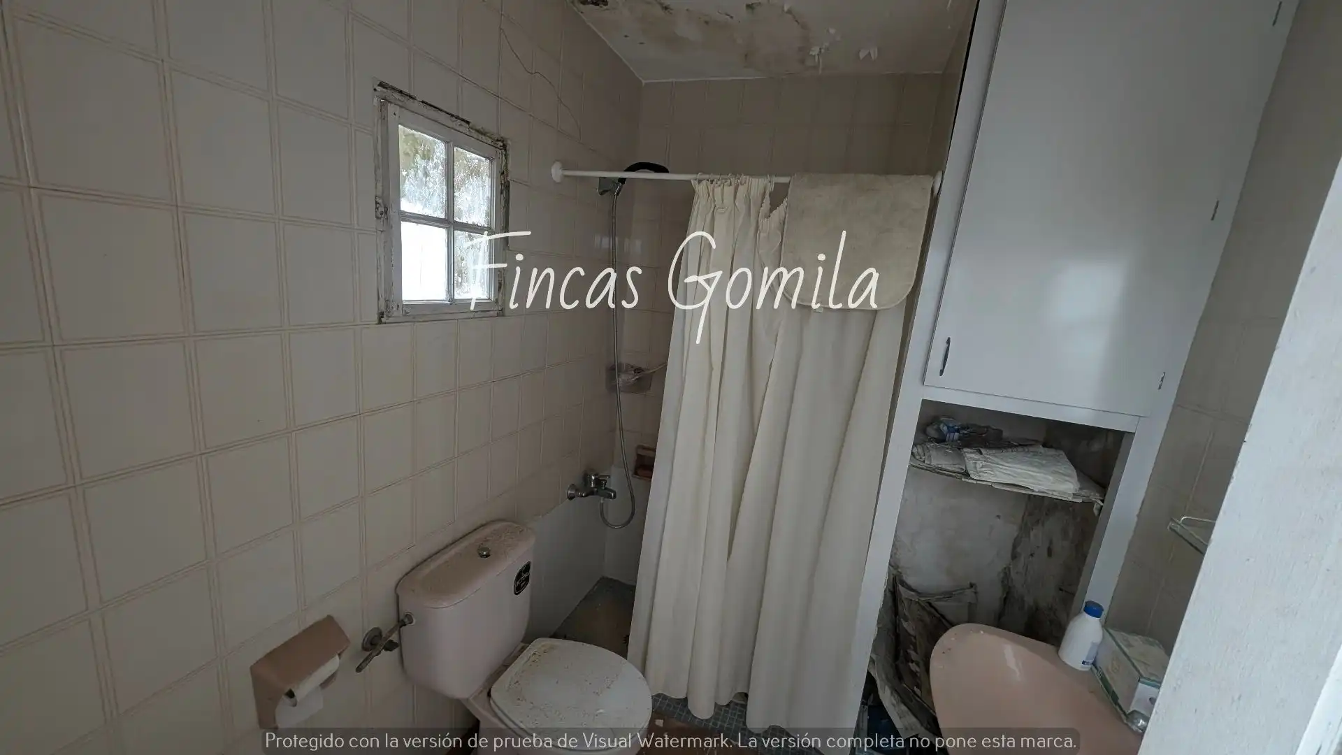 Badezimmer von Country house zum Verkauf in Ferreries mit Terrasse