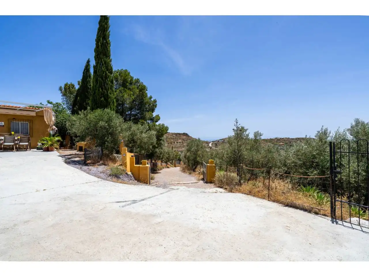 Vista exterior de Finca rústica en venta en Felix con Jardín privado, Terraza y Amueblado