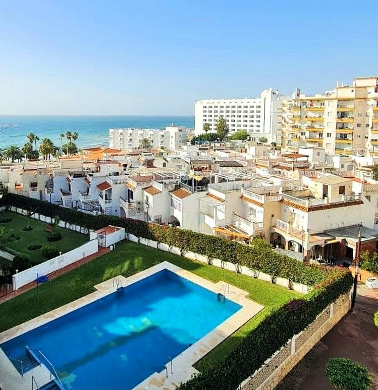 Exterior view of Apartment for sale in Nerja  with Heating and Terrace