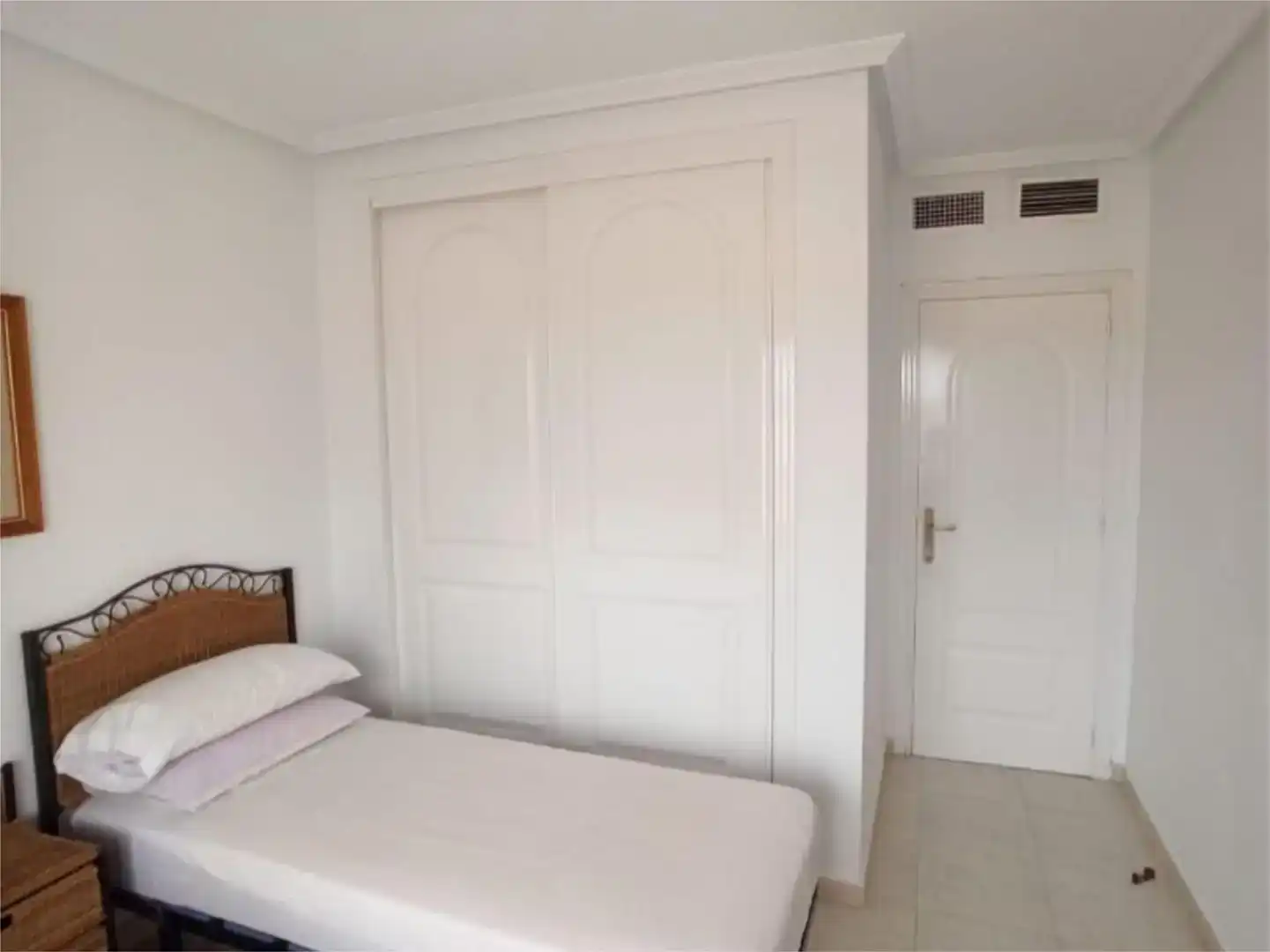 Habitación de Dúplex en venta en Los Alcázares con Aire acondicionado, Jardín privado y Piscina