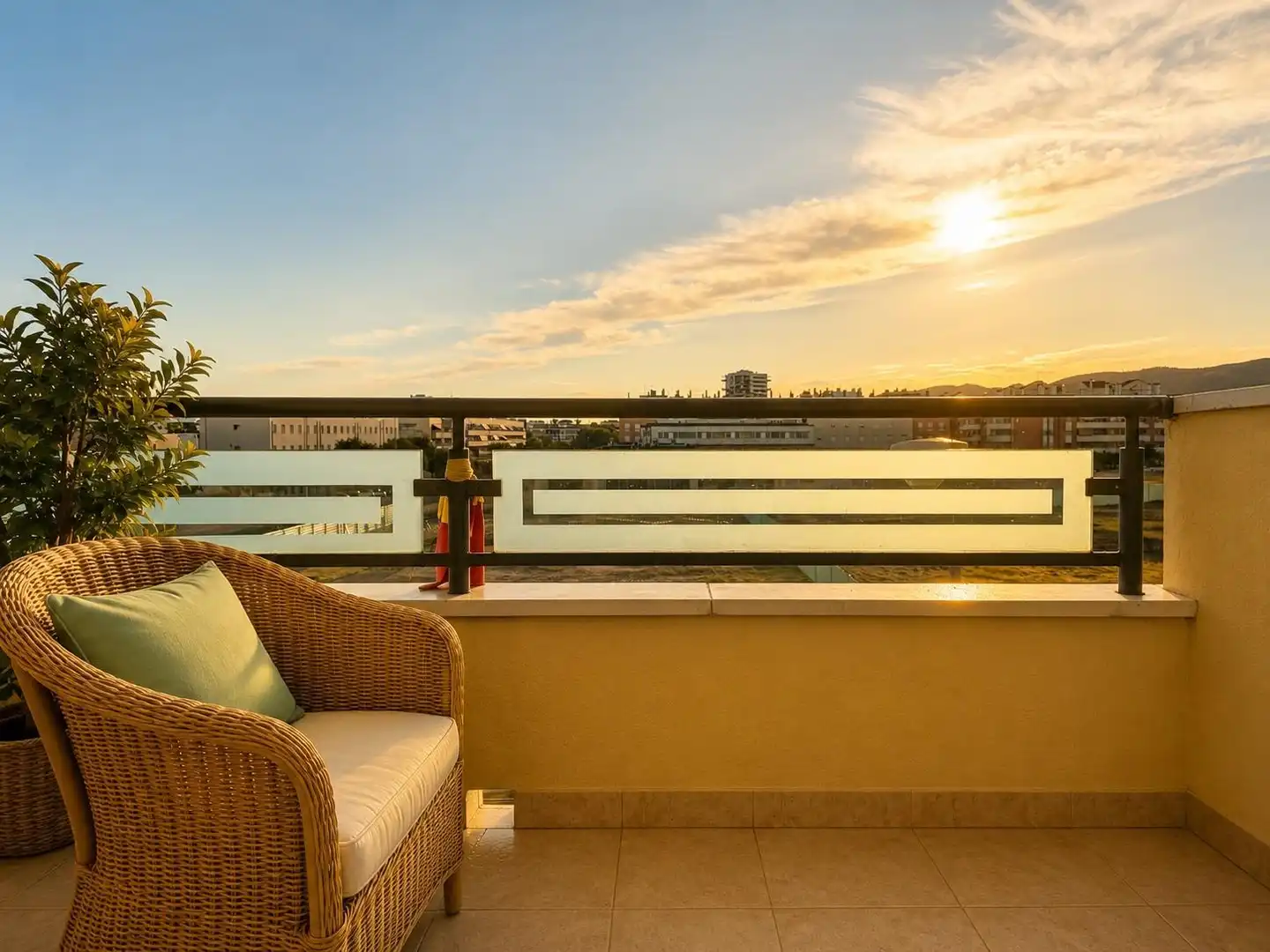 Terrasse von Wohnung zum Verkauf in Córdoba mit Heizung, Privatgarten und Terrasse