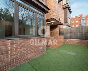 Jardí de Planta baixa en venda en  Madrid Capital amb Aire condicionat, Calefacció i Terrassa