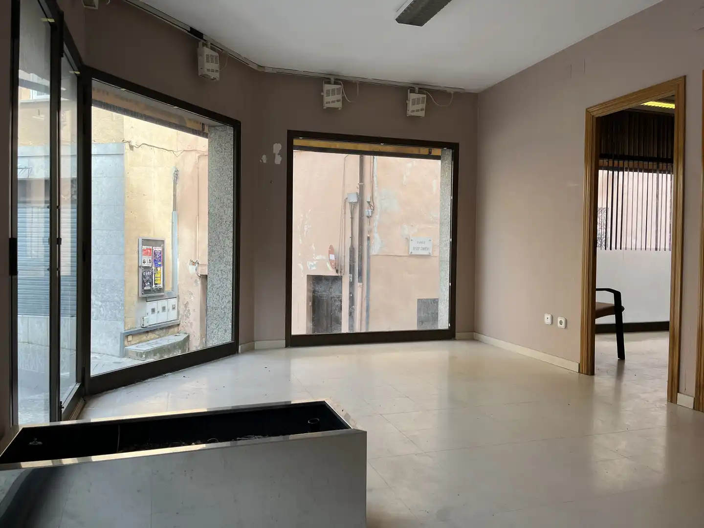 Local comercial en venta en Carrer Josep Ximeno 2, imagen 12