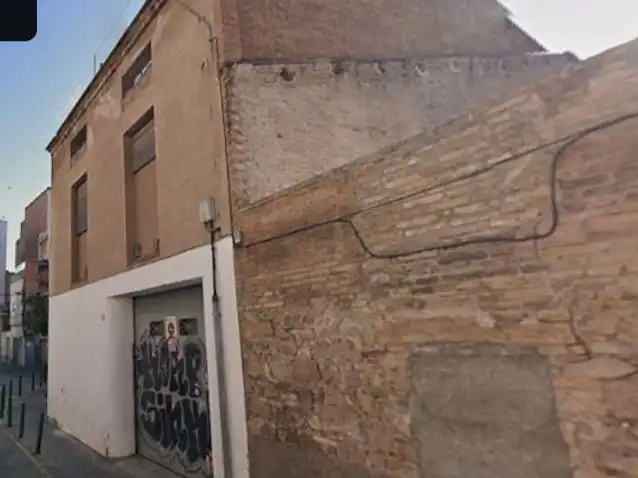 Casa en venta en Enric Prat de la Riba 206, imagen 2