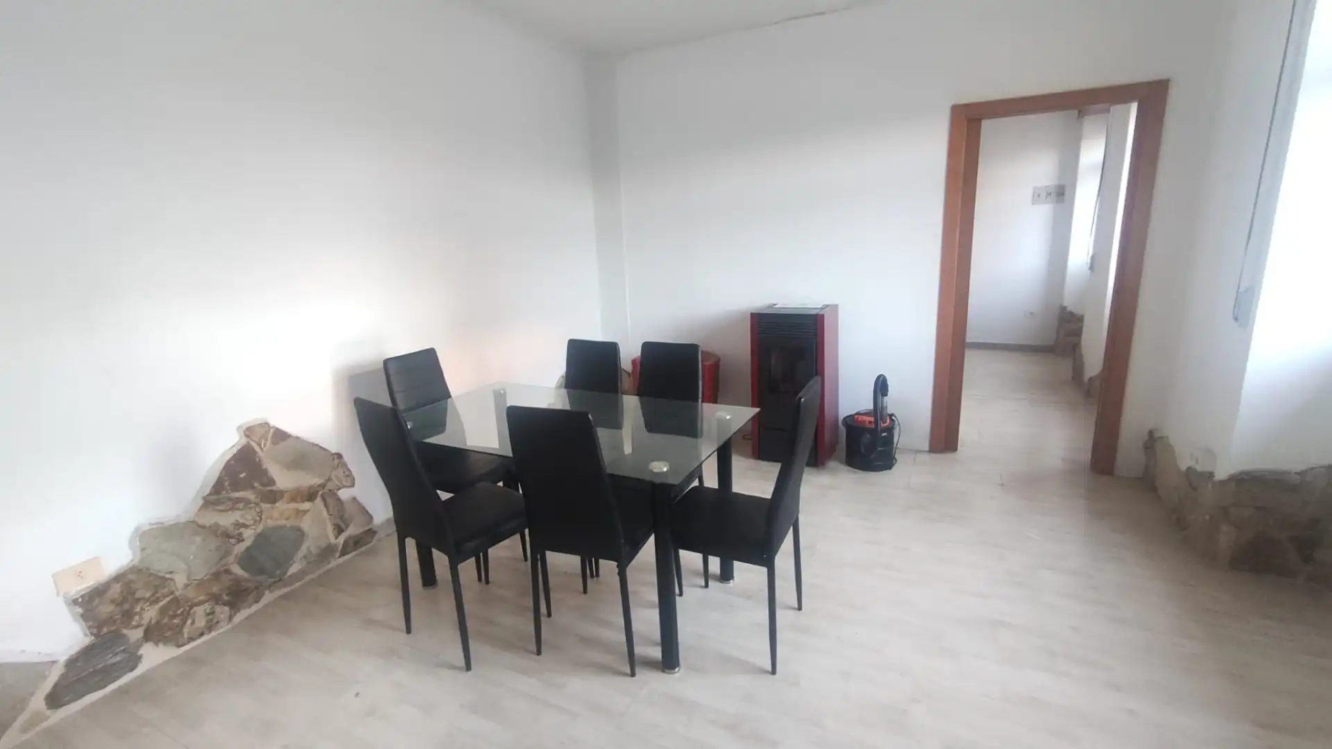 Comedor de Casa o chalet en venta en San Cibrao das Viñas con Jardín privado, Terraza y Amueblado