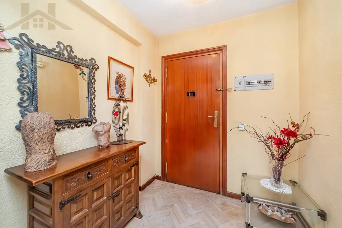 Flat for sale in Alcorcón  with Heating, Terrace and Furnished