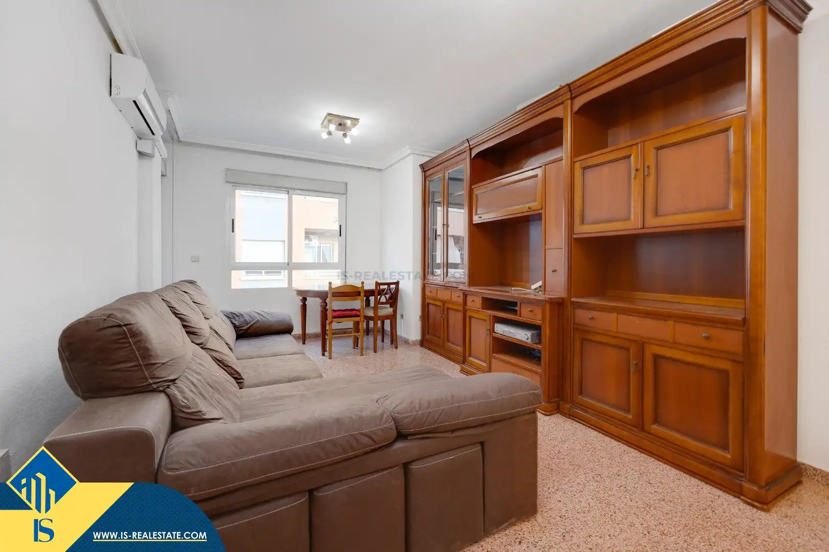 Apartamento con terraza, en la provincia de Alicante, en la ciudad de Torrevieja, en la zona de Playa del Cura. 4 habitaciones | 1, imatge 4