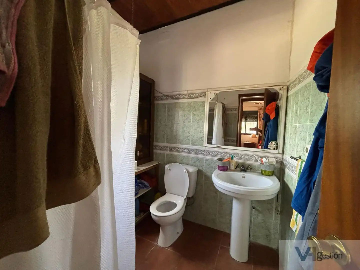 Badezimmer von Country house zum Verkauf in Villamartín mit Schwimmbad