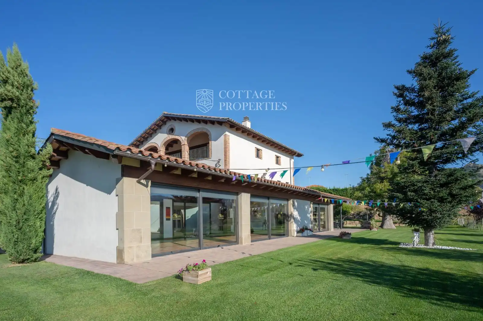 Vista exterior de Finca rústica en venta en Torelló con Terraza y Amueblado