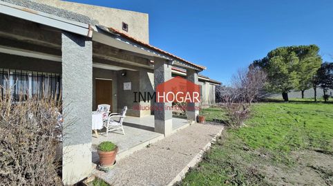 CHALET INDEPENDIENTE CON AMPLIA PARCELA EN FONTIVEROS ÁVILA 05310