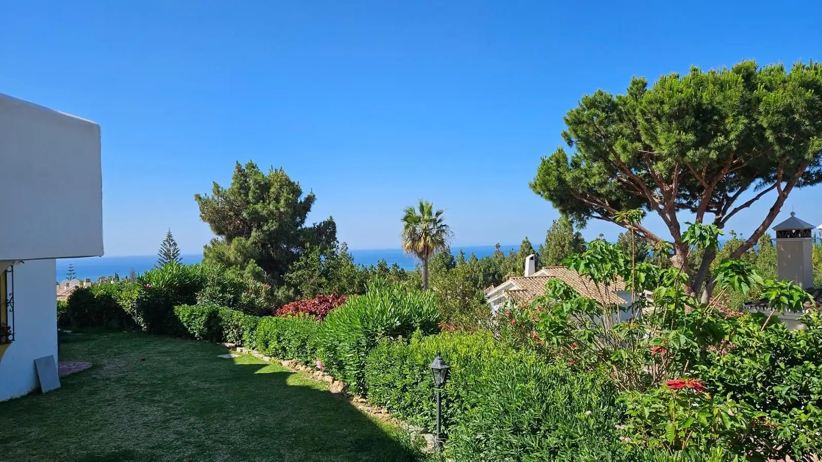 Jardín de Casa adosada en venta en Marbella con Aire acondicionado, Calefacción y Jardín privado