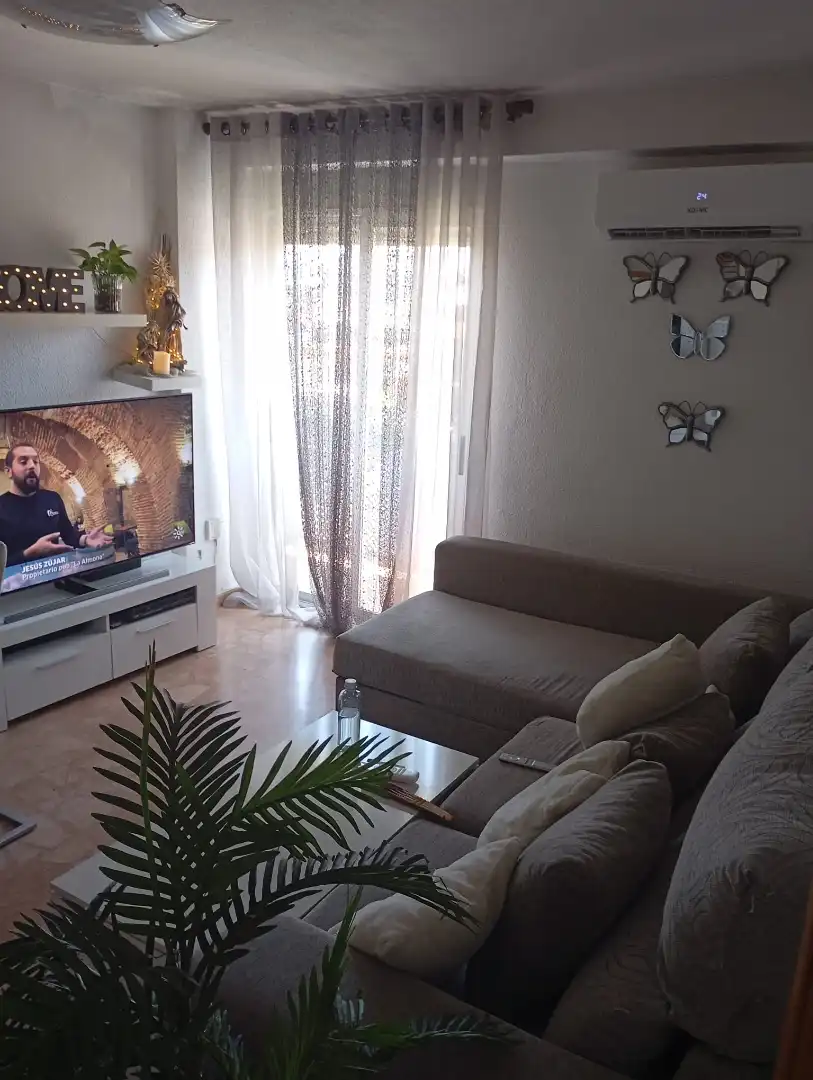 Sala d'estar de Pis en venda en Córdoba amb Aire condicionat, Moblat i Balcó