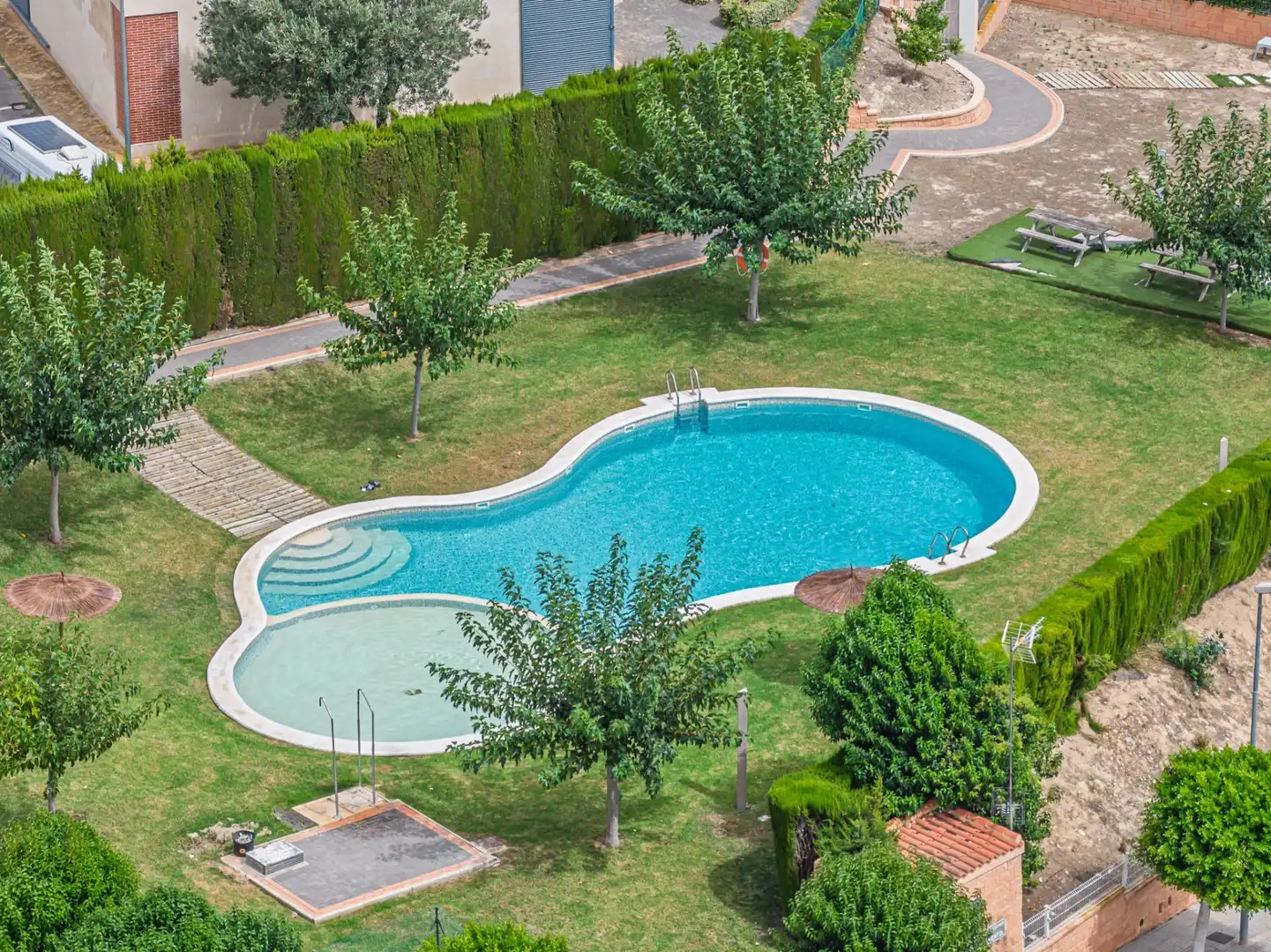 Swimming pool of Detached homes for sale in La Nucia  with Air Conditioner, Heating and Private garden