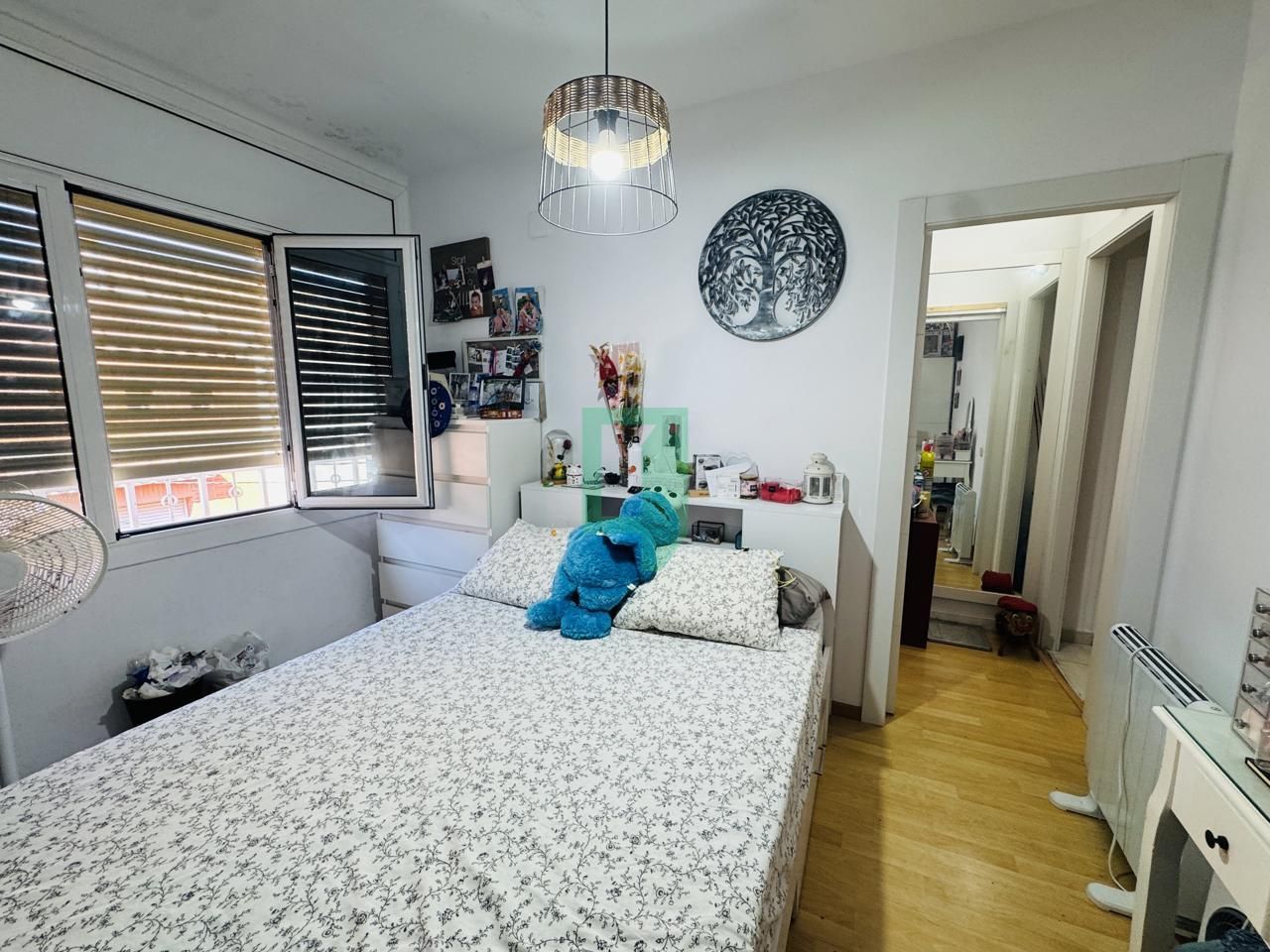 Bedroom of Flat for sale in Badalona