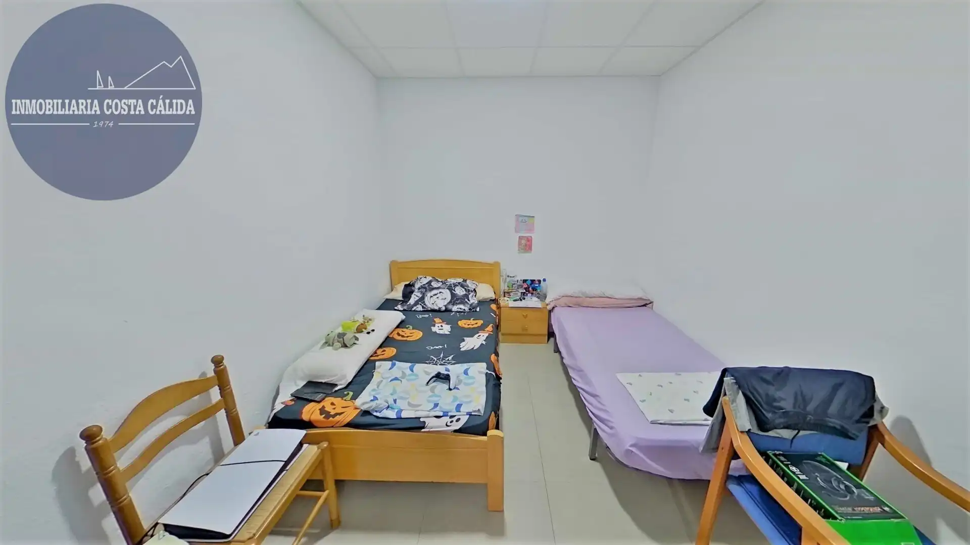 Schlafzimmer von Einfamilien-Reihenhaus zum Verkauf in Casco Antiguo