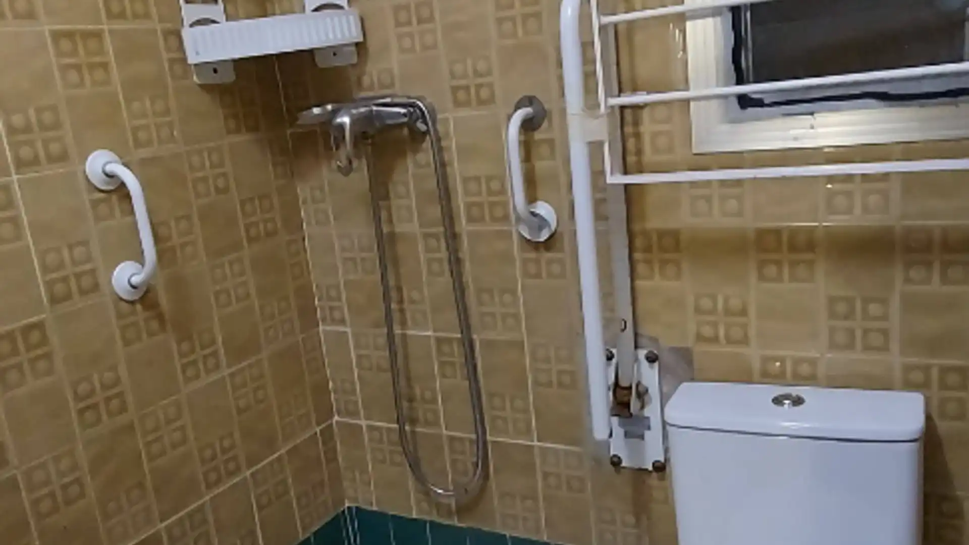 Bathroom of Flat for sale in  Barcelona Capital  with Alarm
