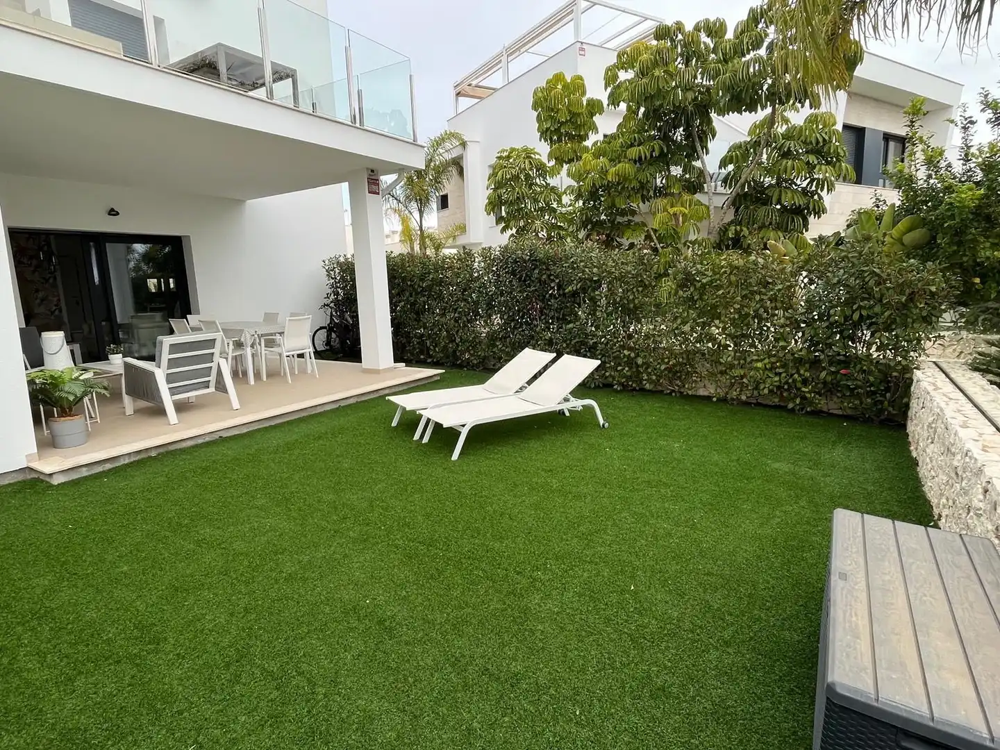 Terrasse von Wohnung zum Verkauf in Pilar de la Horadada mit Klimaanlage, Heizung und Privatgarten