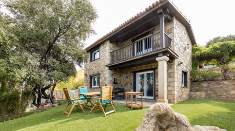 UNA CASA UNICA CON ENCANTO, ESPACIO Y VISTAS EN EL CORAZON DE SIERRA NEVADA