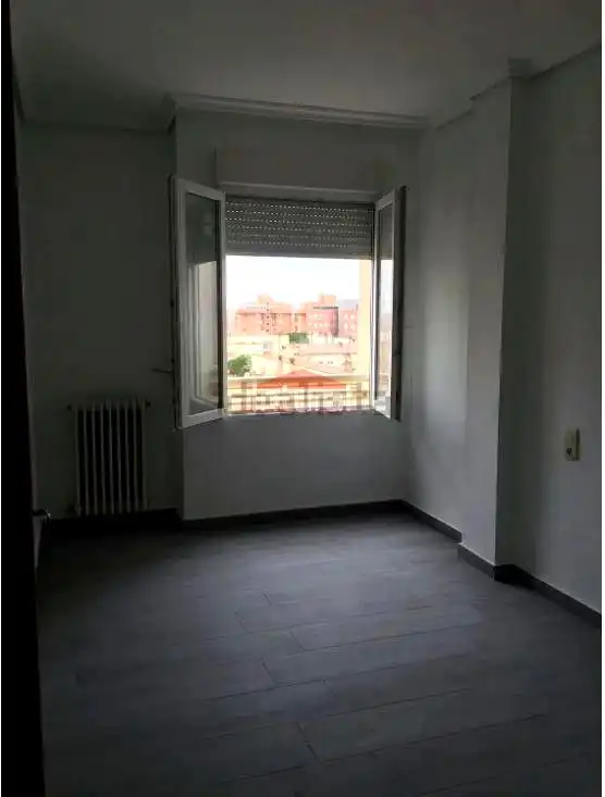 Dormitori de Pis en venda en Albacete amb Calefacció, Terrassa i Traster