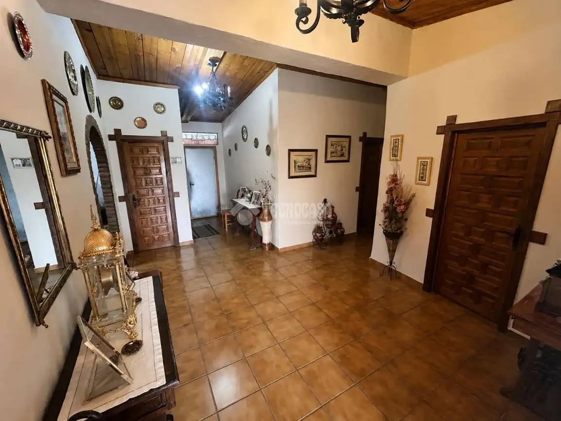 Casa adosada en venta en Antequera con Terraza y Trastero