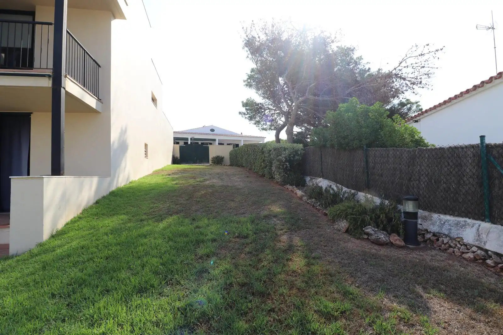 Einfamilien-Reihenhaus zum Verkauf in Maó - Mahón mit Klimaanlage, Privatgarten und Terrasse