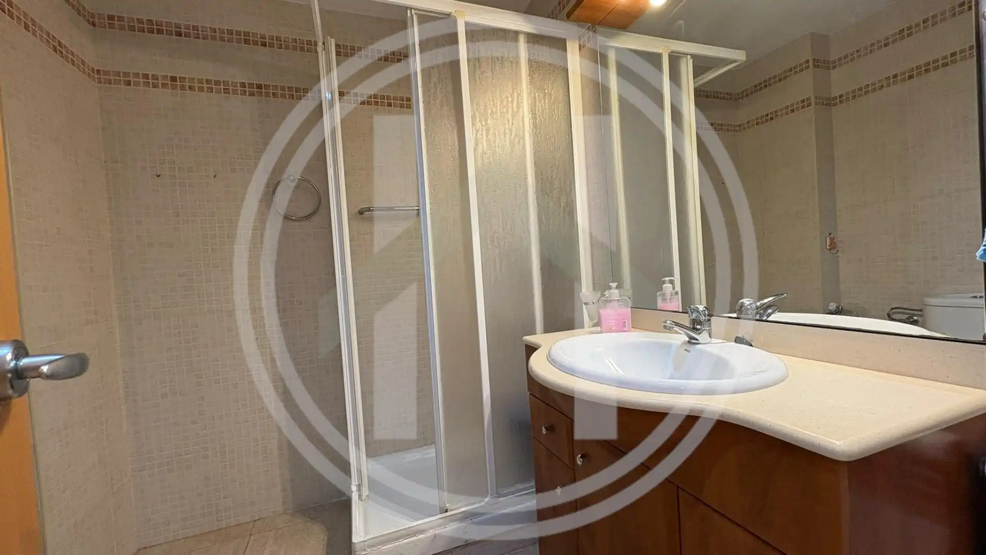 Badezimmer von Wohnung zum Verkauf in Sant Celoni mit Heizung und Balkon