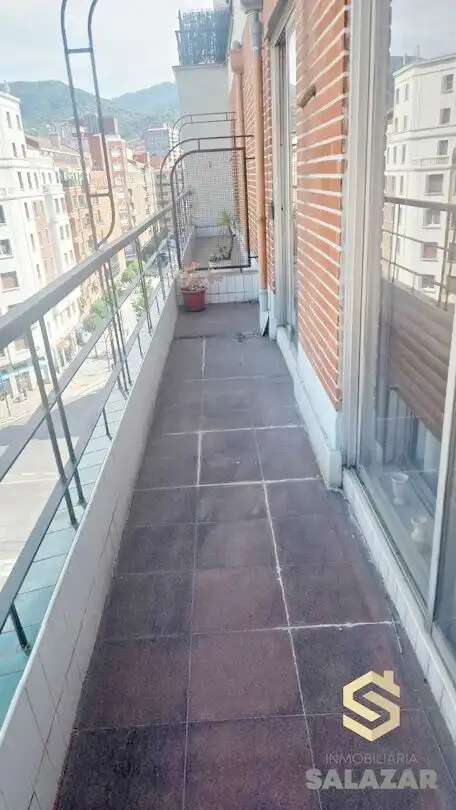 Appartement avec terrasse à louer à San Frantzisko Xabier Plaza, imagen 3