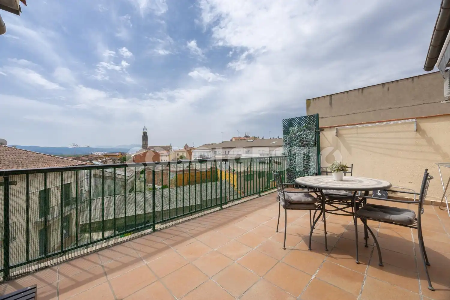 Terraza de Piso en venta en Manlleu con Terraza y Balcón
