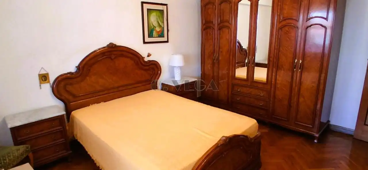 Habitación de Piso en venta en Vigo  con Calefacción y Parquet